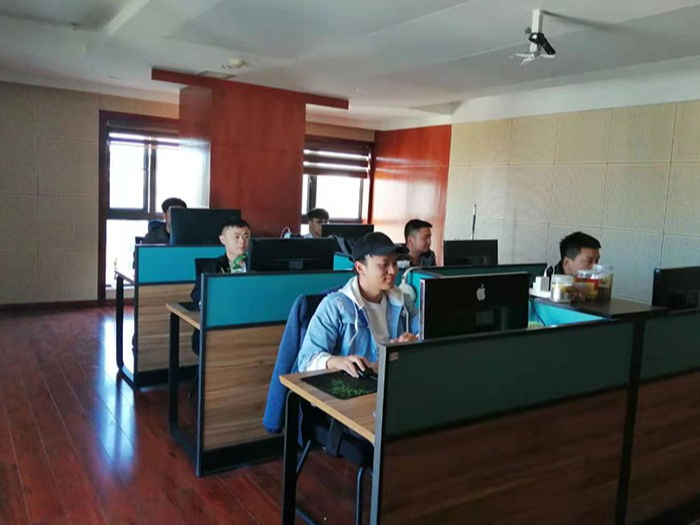 鼎駿-技術研發部合影